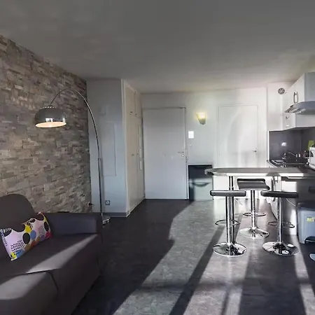 Avec Vue Imprenable Sur La à *